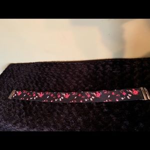 Ladies Belt.